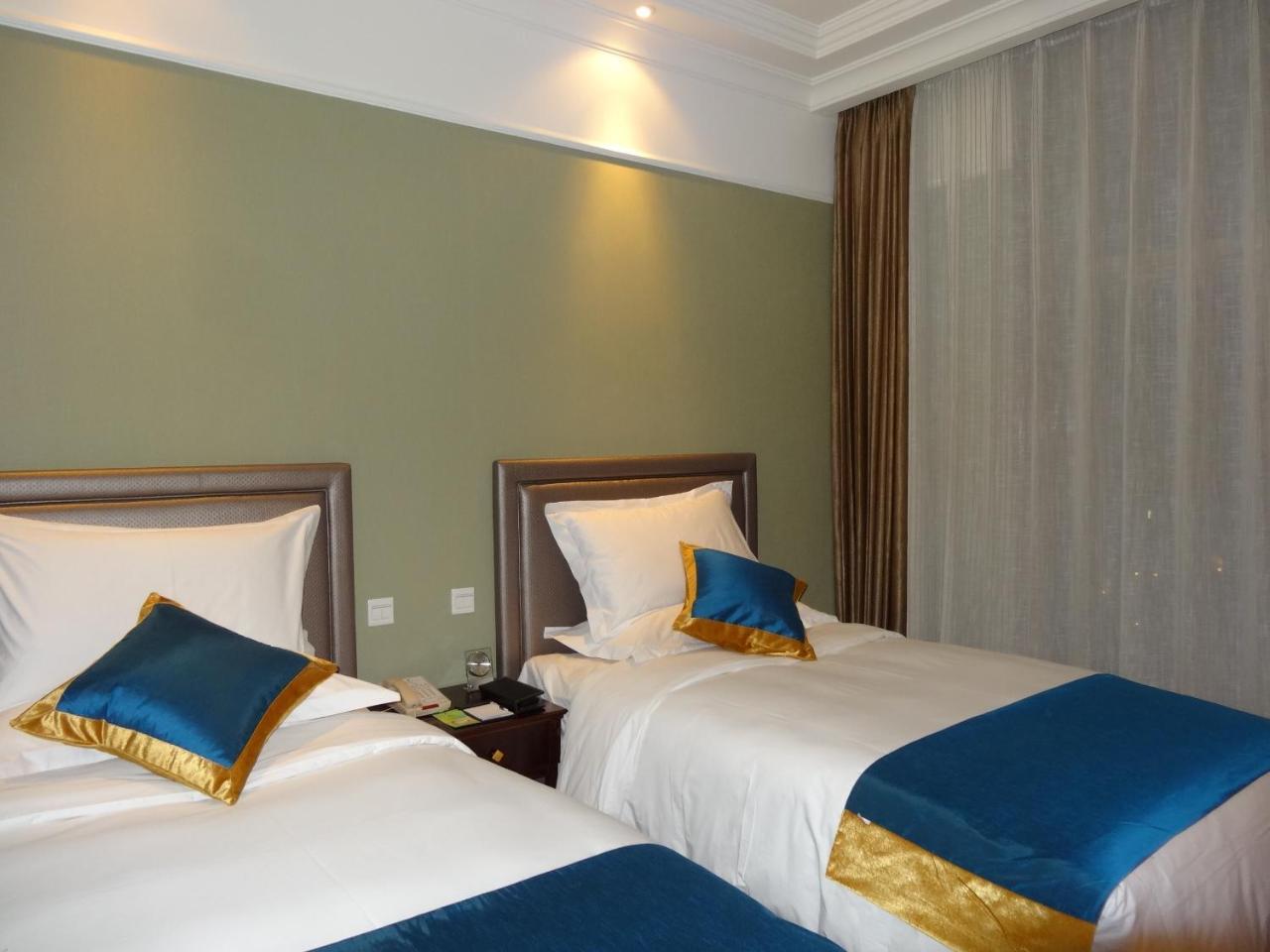 Datong Hotel Datong  Exterior photo